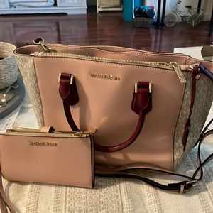 Pink and gray Michael kors bag with matching wallet and shoulder strap